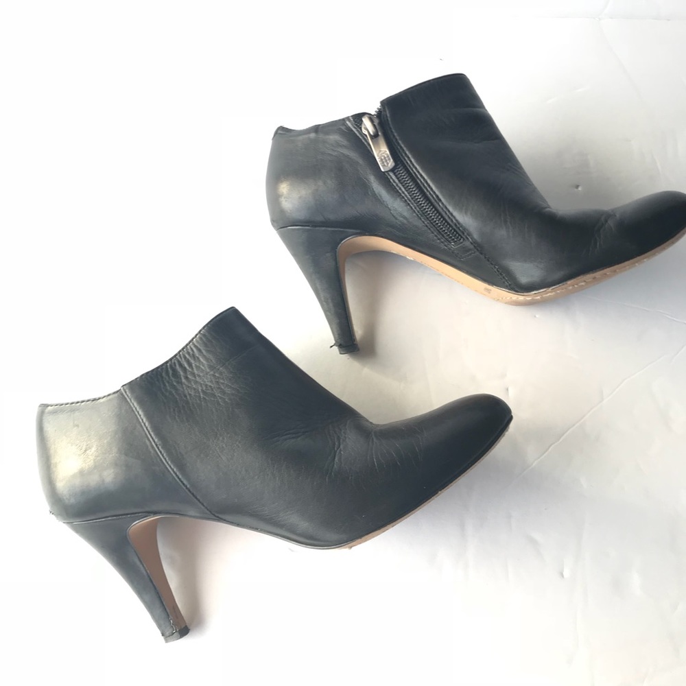 Vince Camuto Leather Booties Sz 7